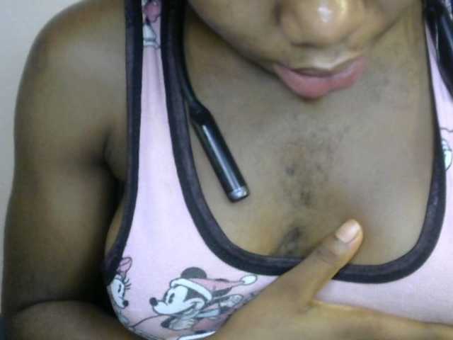 SinfulBitch01 live cam on BongaCams
