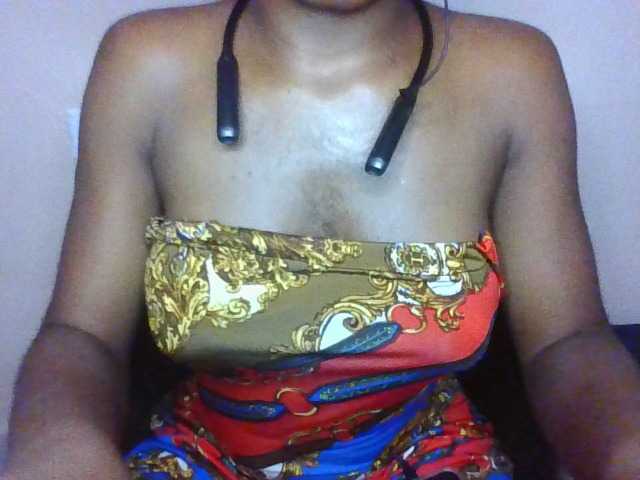 SinfulBitch01 live cam on BongaCams