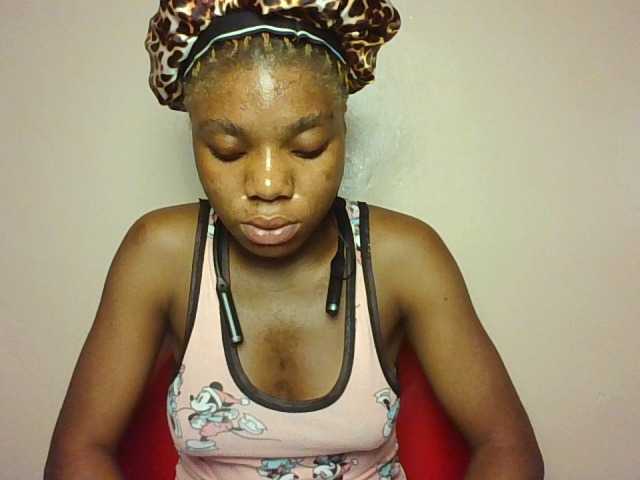 SinfulBitch01 live cam on BongaCams