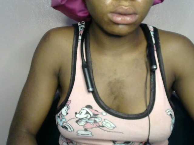 SinfulBitch01 live cam on BongaCams