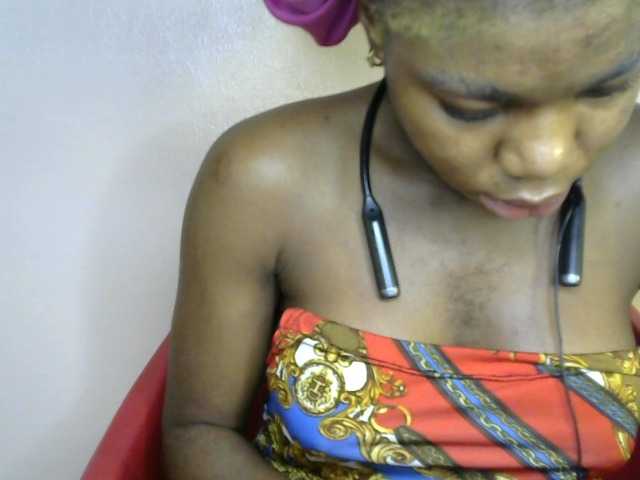 SinfulBitch01 live cam on BongaCams