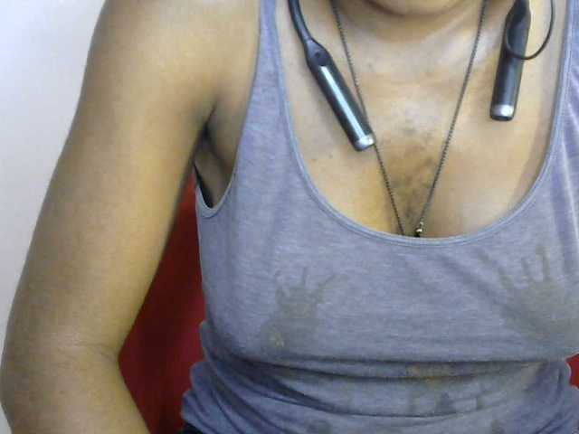 SinfulBitch01 live cam on BongaCams