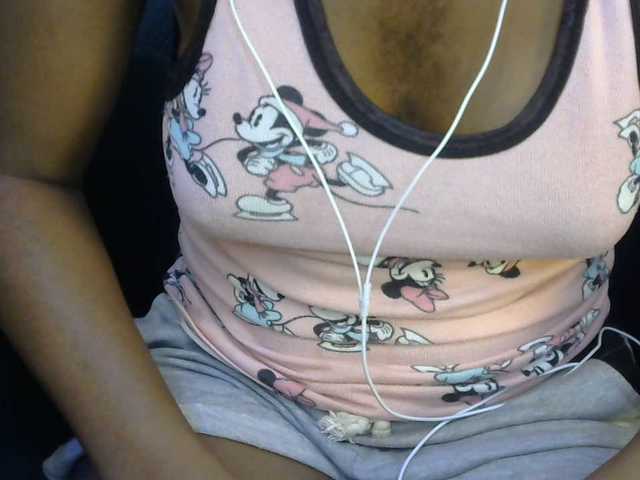 SinfulBitch01 live cam on BongaCams