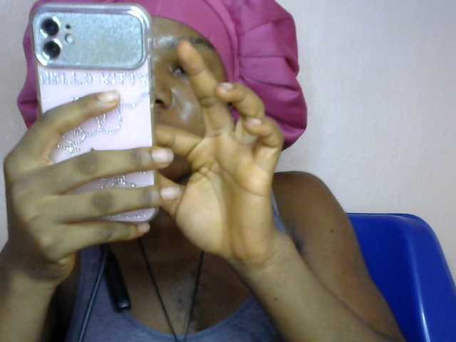 SinfulBitch01 live cam on BongaCams