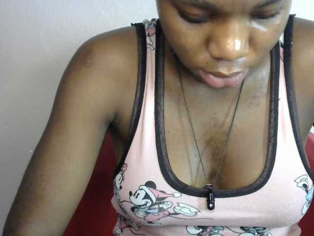 SinfulBitch01 live cam on BongaCams