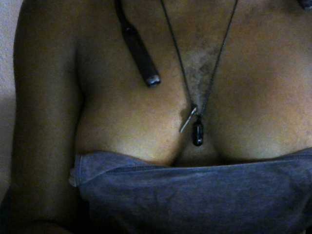SinfulBitch01 live cam on BongaCams