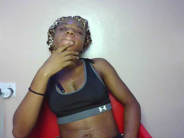SinfulBitch01 live cam on BongaCams