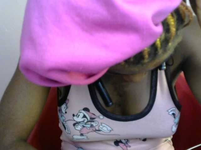 SinfulBitch01 live cam on BongaCams