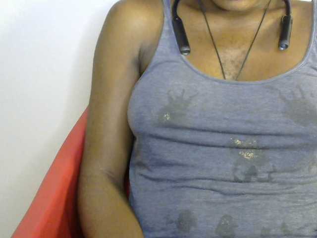 SinfulBitch01 live cam on BongaCams