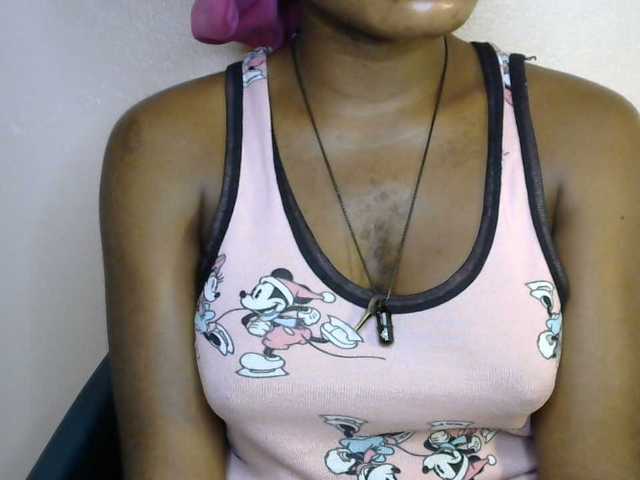 SinfulBitch01 live cam on BongaCams