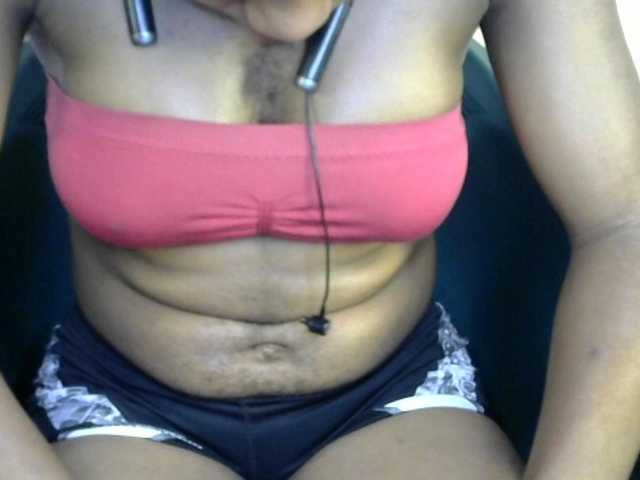 SinfulBitch01 live cam on BongaCams