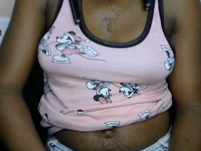 SinfulBitch01 live cam on BongaCams