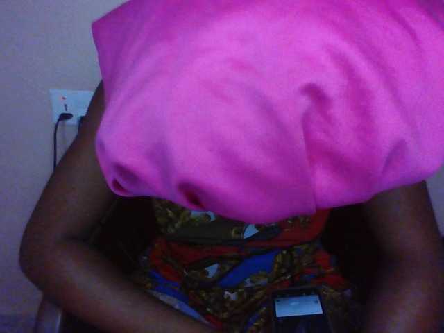 SinfulBitch01 live cam on BongaCams