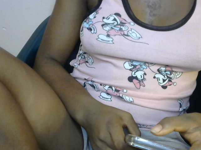 SinfulBitch01 live cam on BongaCams