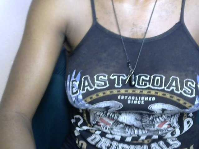 SinfulBitch01 live cam on BongaCams