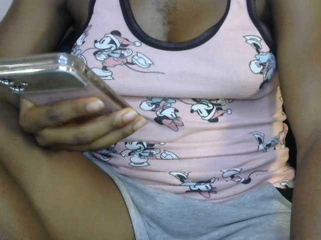 SinfulBitch01 live cam on BongaCams