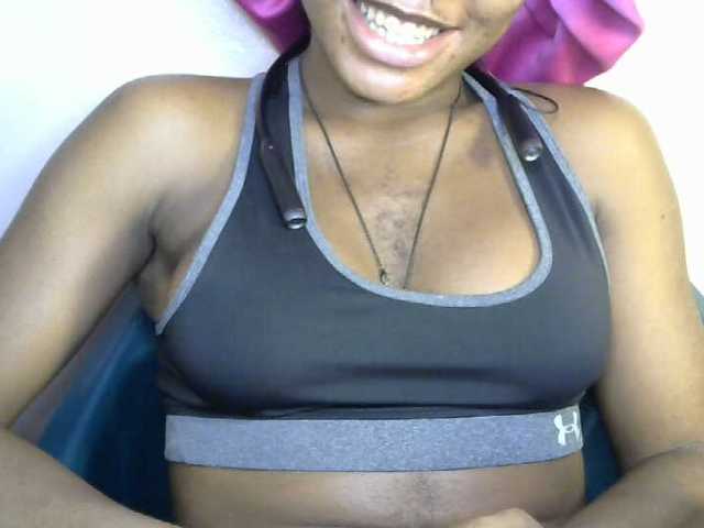 SinfulBitch01 live cam on BongaCams