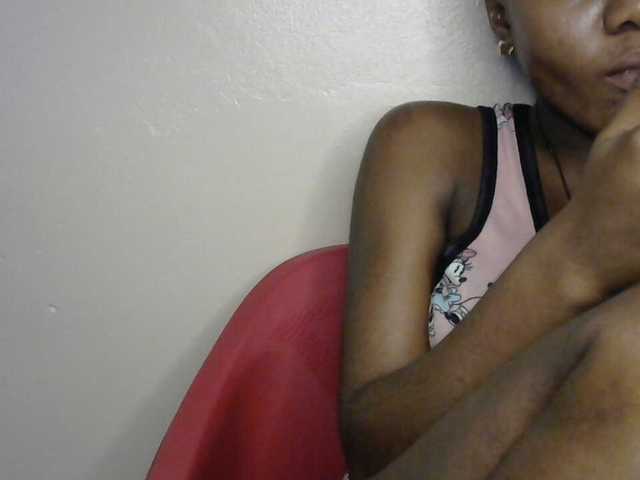 SinfulBitch01 live cam on BongaCams