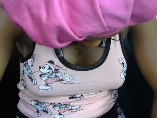 SinfulBitch01 live cam on BongaCams