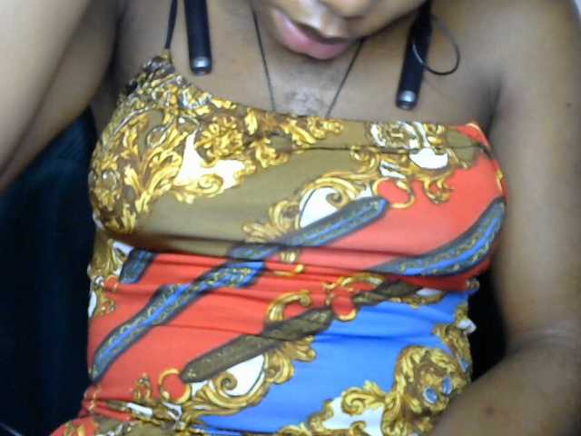 SinfulBitch01 live cam on BongaCams