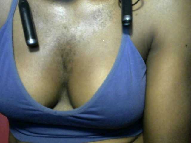SinfulBitch01 live cam on BongaCams