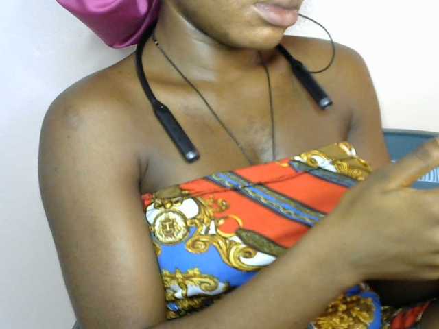 SinfulBitch01 live cam on BongaCams