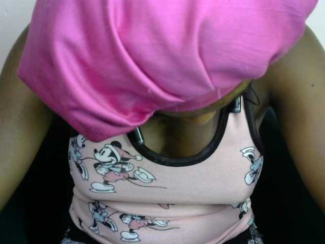 SinfulBitch01 live cam on BongaCams