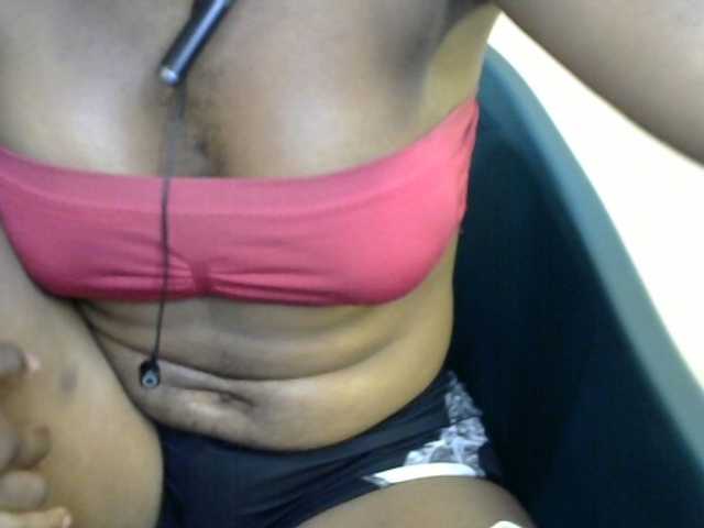 SinfulBitch01 live cam on BongaCams