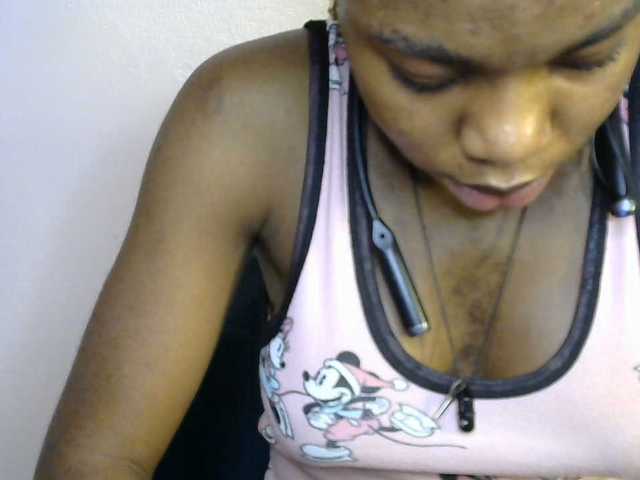 SinfulBitch01 live cam on BongaCams