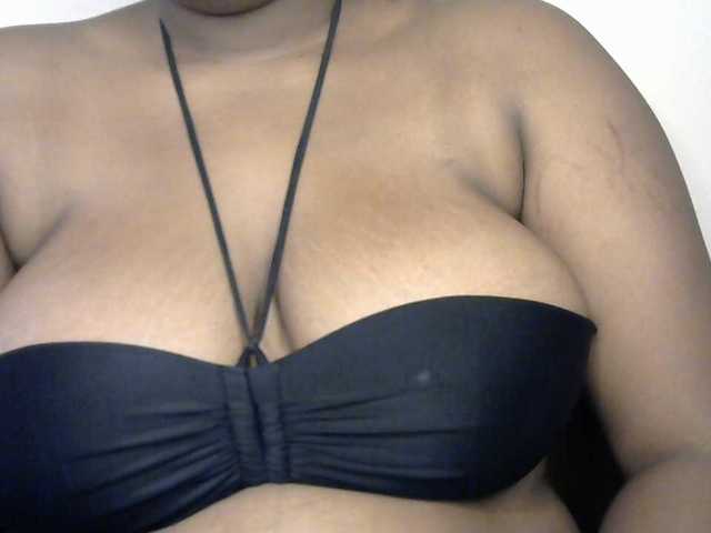 SinfulBitch01 live cam on BongaCams