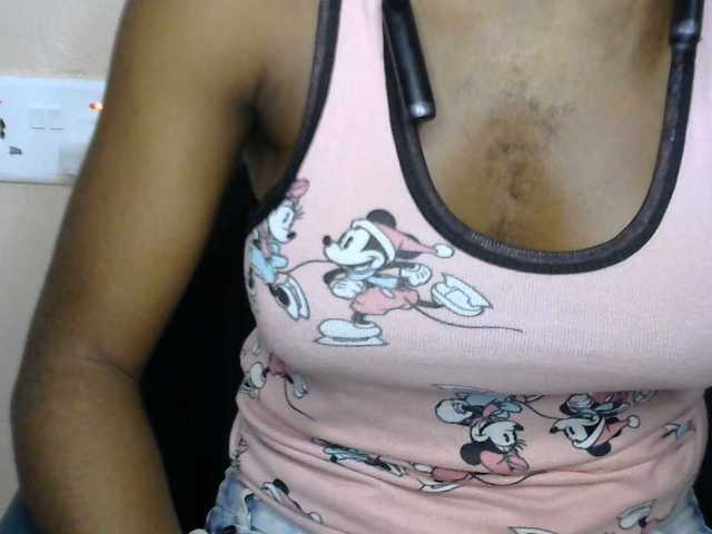 SinfulBitch01 live cam on BongaCams