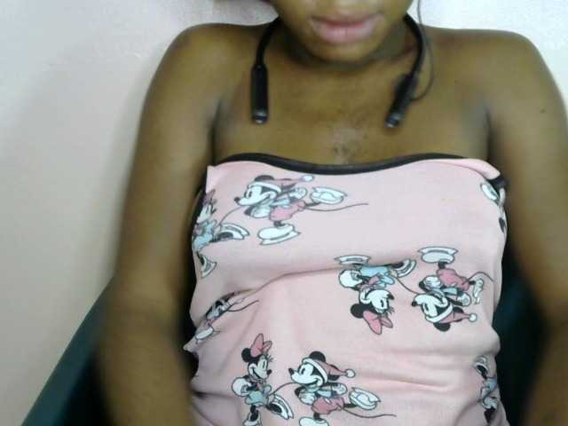 SinfulBitch01 live cam on BongaCams