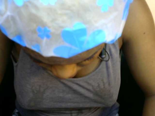 SinfulBitch01 live cam on BongaCams