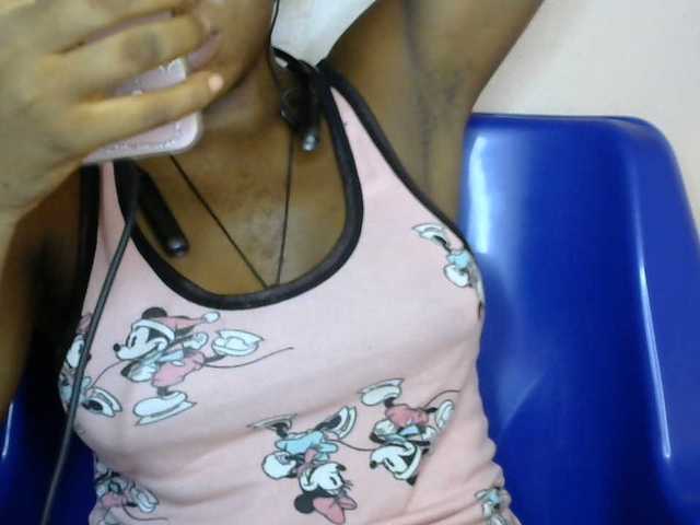 SinfulBitch01 live cam on BongaCams