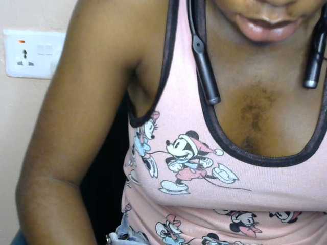 SinfulBitch01 live cam on BongaCams