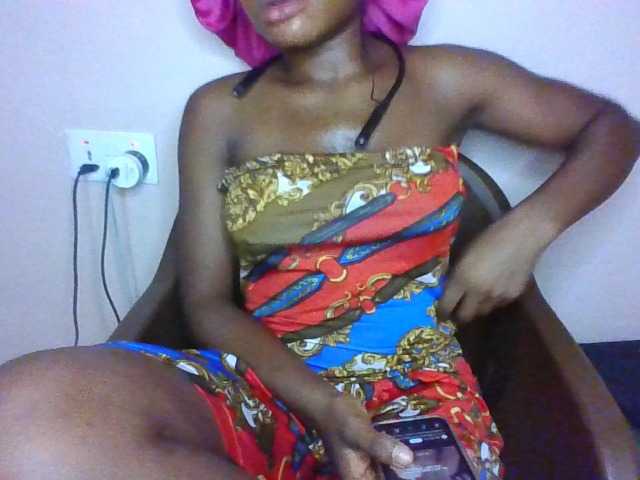 SinfulBitch01 live cam on BongaCams