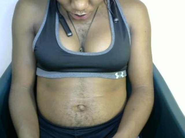 SinfulBitch01 live cam on BongaCams