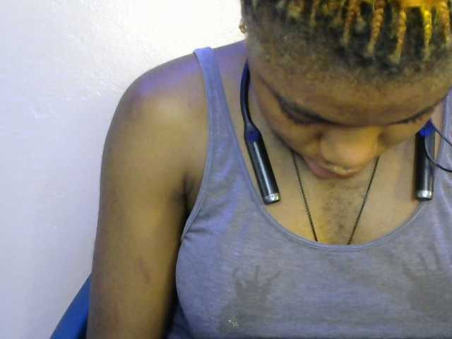 SinfulBitch01 live cam on BongaCams
