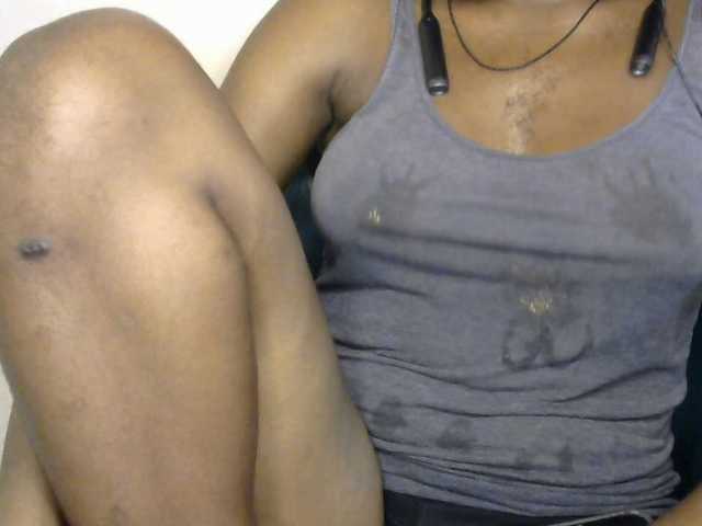 SinfulBitch01 live cam on BongaCams