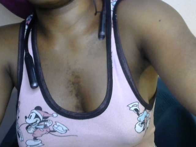 SinfulBitch01 live cam on BongaCams
