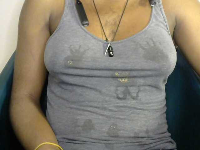 SinfulBitch01 live cam on BongaCams