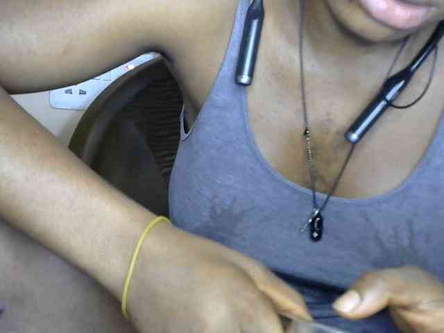 SinfulBitch01 webcam