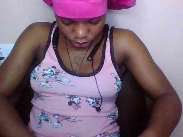 SinfulBitch01 webcam