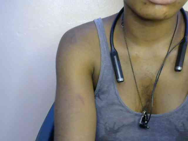 SinfulBitch01 webcam