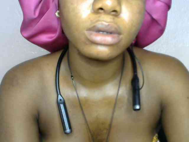 SinfulBitch01 webcam
