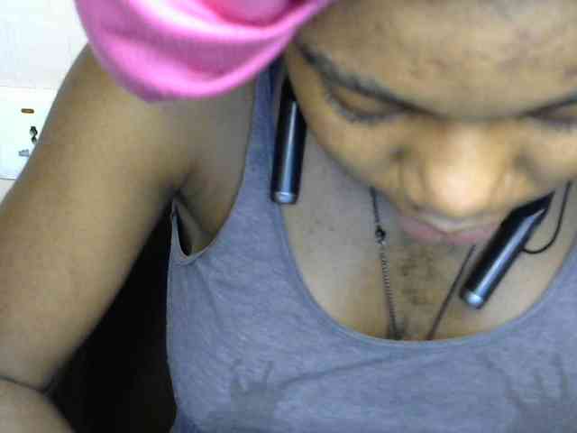 SinfulBitch01 webcam
