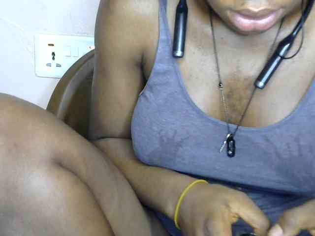 SinfulBitch01 webcam