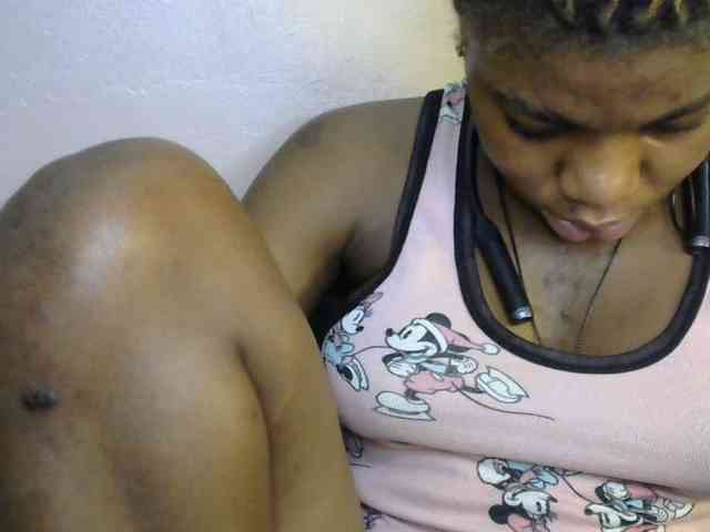SinfulBitch01 webcam