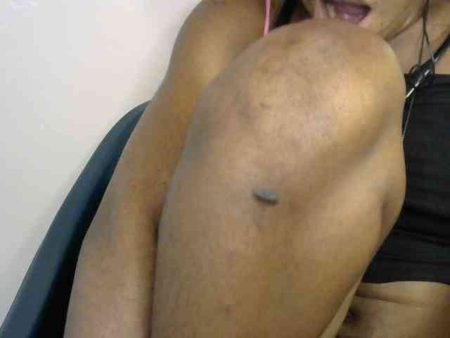 SinfulBitch01 webcam