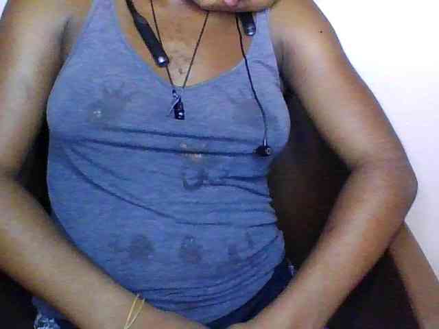 SinfulBitch01 webcam